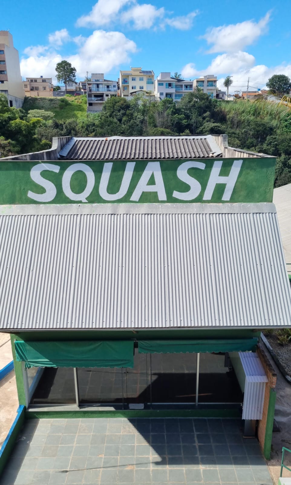 Entrada da quadra de squash do Oeste Clube